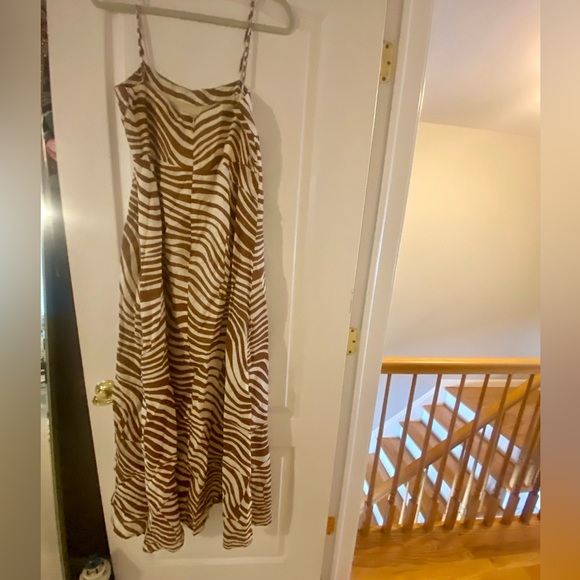 Linen Dress by Faithful the Brand - Picture 2 of 8